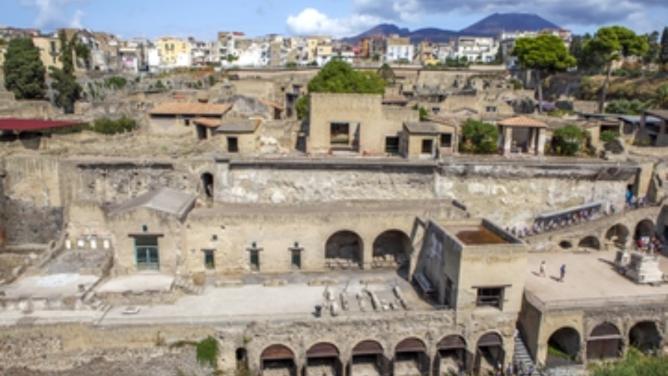 Herculaneum & Pompeii: Full-day private tours with a certified licensed guide-1
