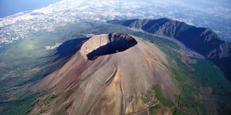 Discover Vesuvius: Private Experience with Transfer & Ticket from Sorrento-1